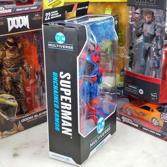 McFarlane DC Multiverse Superman Unchained Armor 7" Exclusive Collectible NIB - Picture 3 of 12